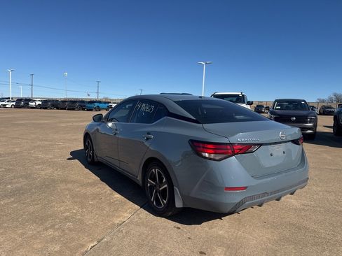Certified 2024 Nissan Sentra SV image 9