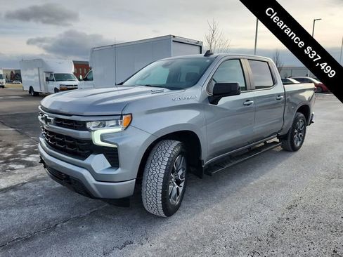 Used 2023 Chevrolet Silverado 1500 RST w/ Protection Package AWD/4WD image 4