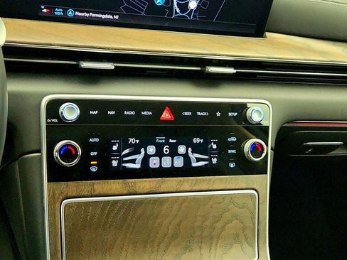 Used 2025 Genesis GV80 3.5T Prestige image 18