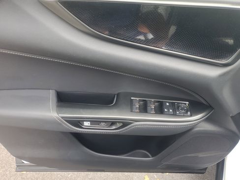 Used 2024 Lexus NX 250 FWD w/ Towing Package (2000 Lbs) image 18