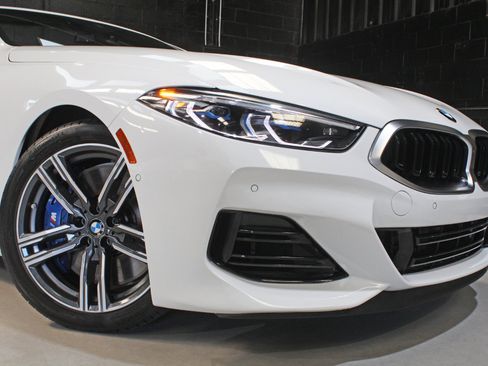 Used 2024 BMW M850i xDrive Convertible w/ Driving Assistance Package AWD/4WD image 17