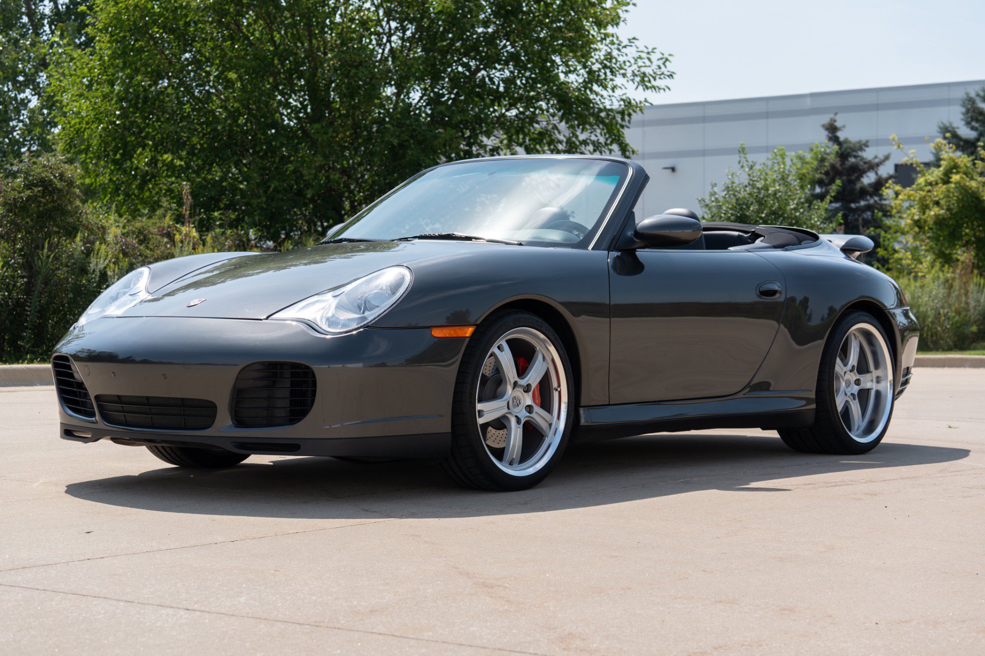 Used 2004 Porsche 911 Carrera 4S AWD/4WD image 2