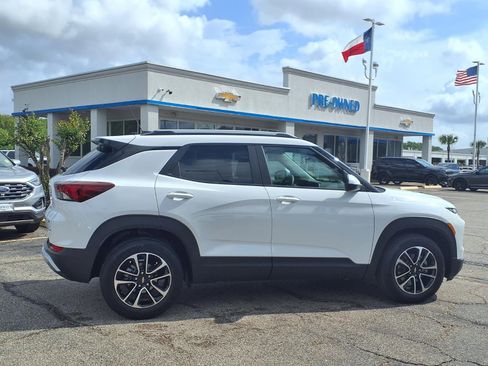 Used 2025 Chevrolet TrailBlazer LT image 21