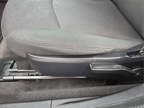 Used 2014 Dodge Avenger SE image 13