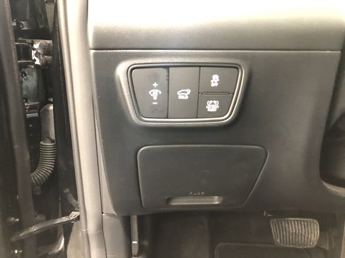 Used 2024 Hyundai Tucson Limited image 16