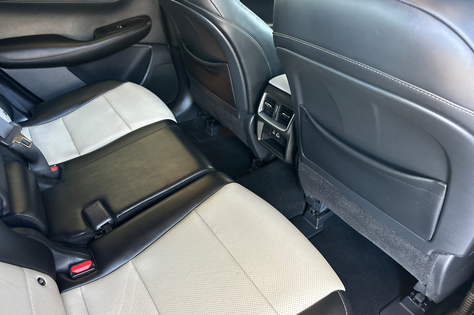 Certified 2023 INFINITI QX55 Luxe w/ Cargo Package AWD/4WD image 19