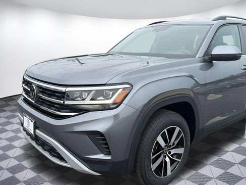 Used 2023 Volkswagen Atlas SE AWD/4WD image 24