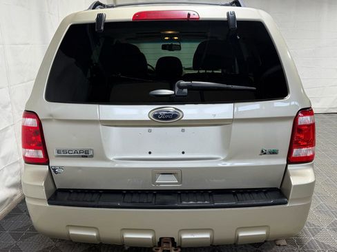 Used 2010 Ford Escape XLT image 8