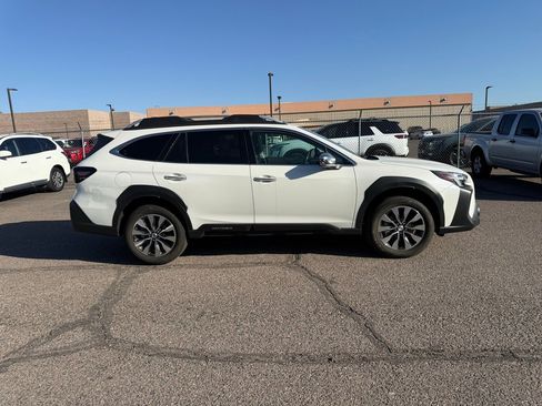 Used 2024 Subaru Outback Touring XT image 2