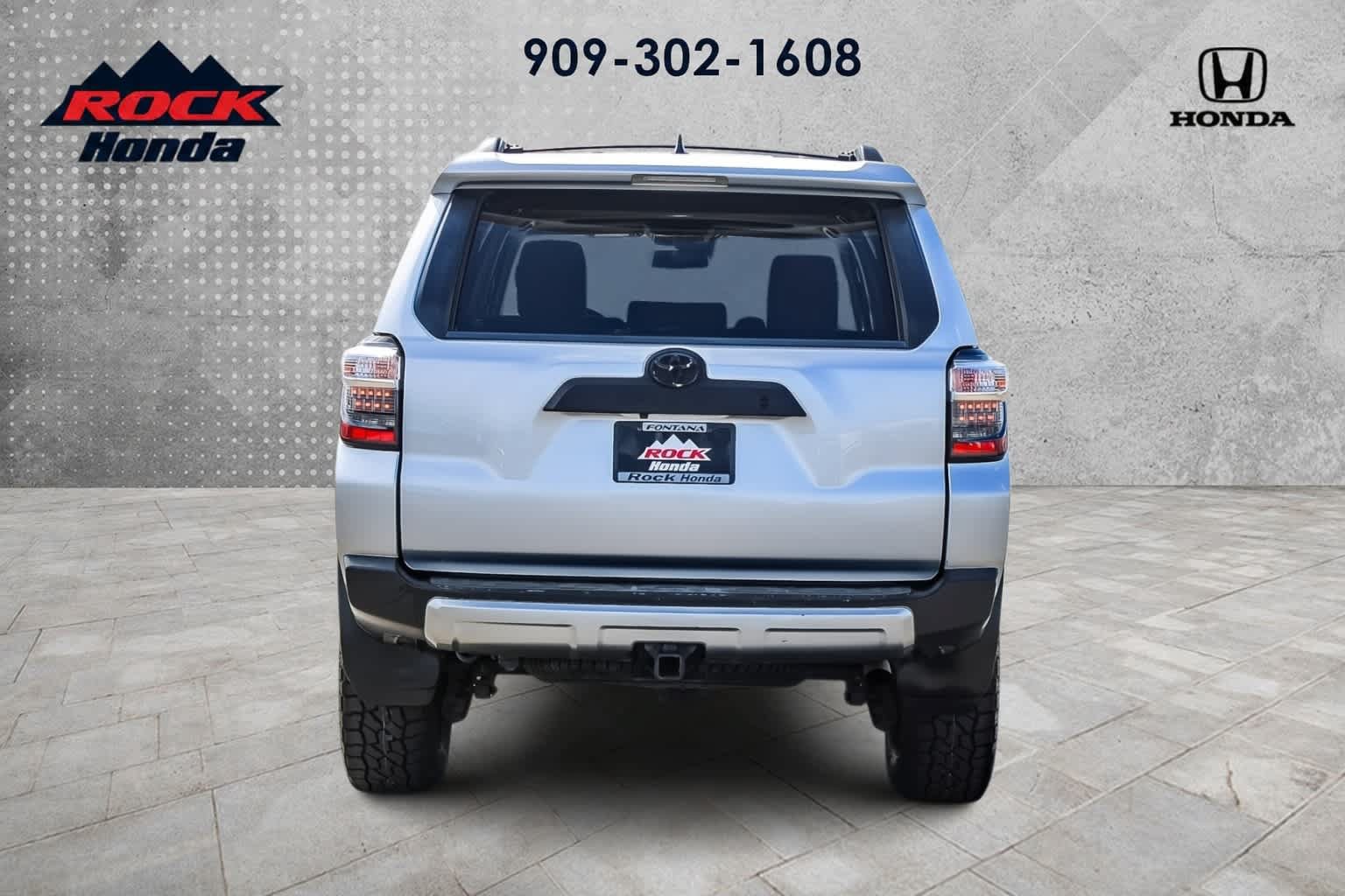 Used 2020 Toyota 4Runner TRD Off-Road Premium w/ Moonroof Package AWD/4WD image 5
