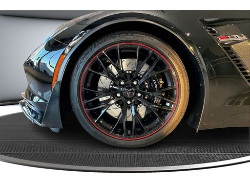 Used 2016 Chevrolet Corvette Z06 w/ 2LZ Preferred Equipment Group image 10