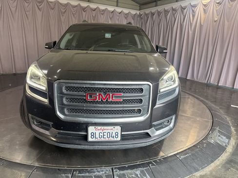 Used 2017 GMC Acadia Limited SLT image 2