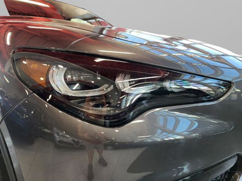 New 2025 Alfa Romeo Stelvio Sprint image 14