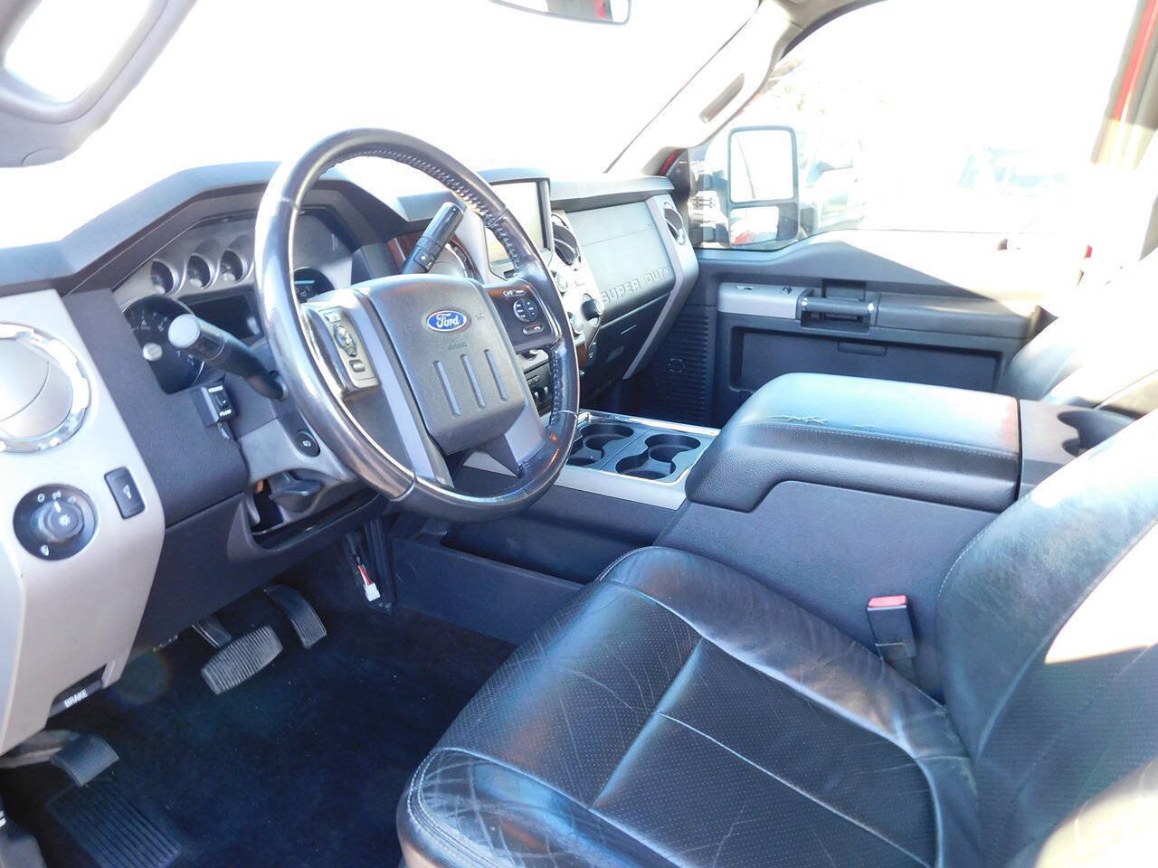 Used 2013 Ford F350 Lariat w/ Chrome Pkg AWD/4WD image 28