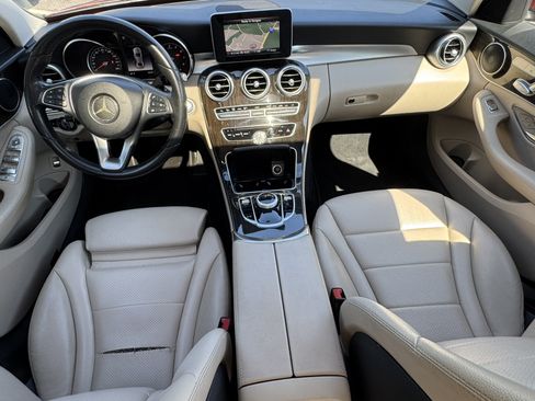 Used 2018 Mercedes-Benz C 300 Sedan w/ Parking Assist Package image 27