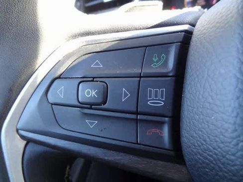 Used 2023 Jeep Grand Cherokee Limited image 19