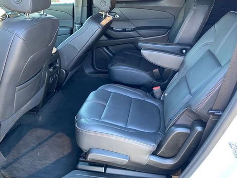 Certified 2023 Chevrolet Traverse RS w/ LPO, Cargo Package image 12