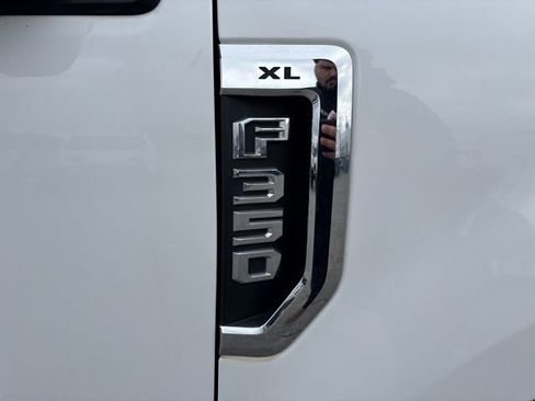 Used 2021 Ford F350 XL w/ Power Equipment Group image 4
