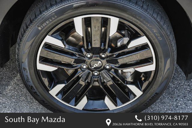 Used 2023 Kia Telluride SX FWD image 11