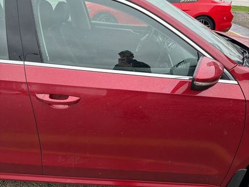 Used 2018 Volkswagen Passat 2.0T SE image 4