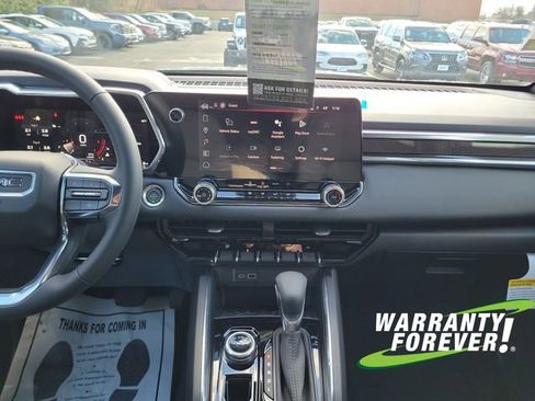 New 2026 GMC Canyon Elevation image 11