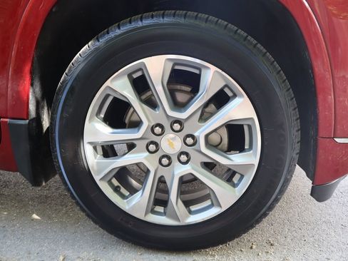 Used 2018 Chevrolet Traverse Premier AWD/4WD image 47