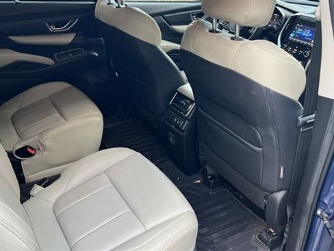 Used 2019 Subaru Ascent Limited image 5
