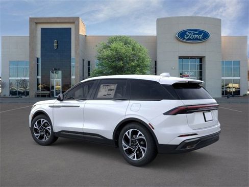 New 2026 Lincoln Nautilus Premier w/ Jet Appearance Package image 4