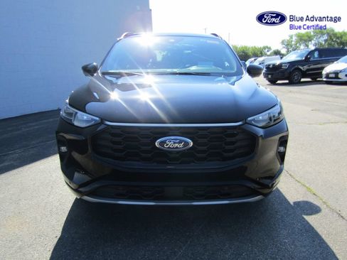 Certified 2024 Ford Escape ST-Line Elite w/ Premium Technology Package AWD/4WD image 10