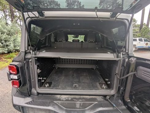 Used 2023 Ford Bronco Raptor AWD/4WD image 12