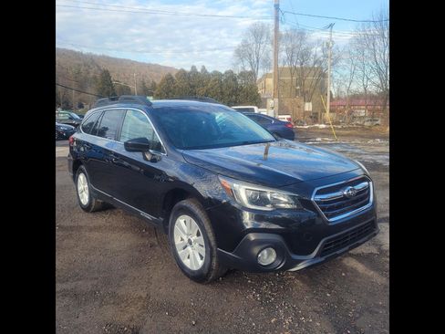 Used 2018 Subaru Outback 2.5i Premium image 2