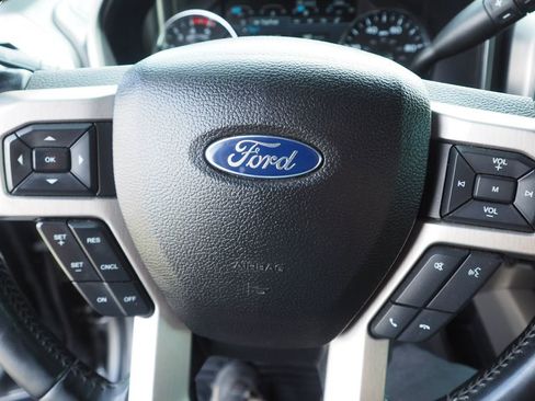 Used 2017 Ford F250 Platinum w/ FX4 Off-Road Package AWD/4WD image 29