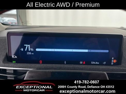 Used 2025 Ford Mustang Mach-E Premium w/ Sport Appearance Package AWD/4WD image 40