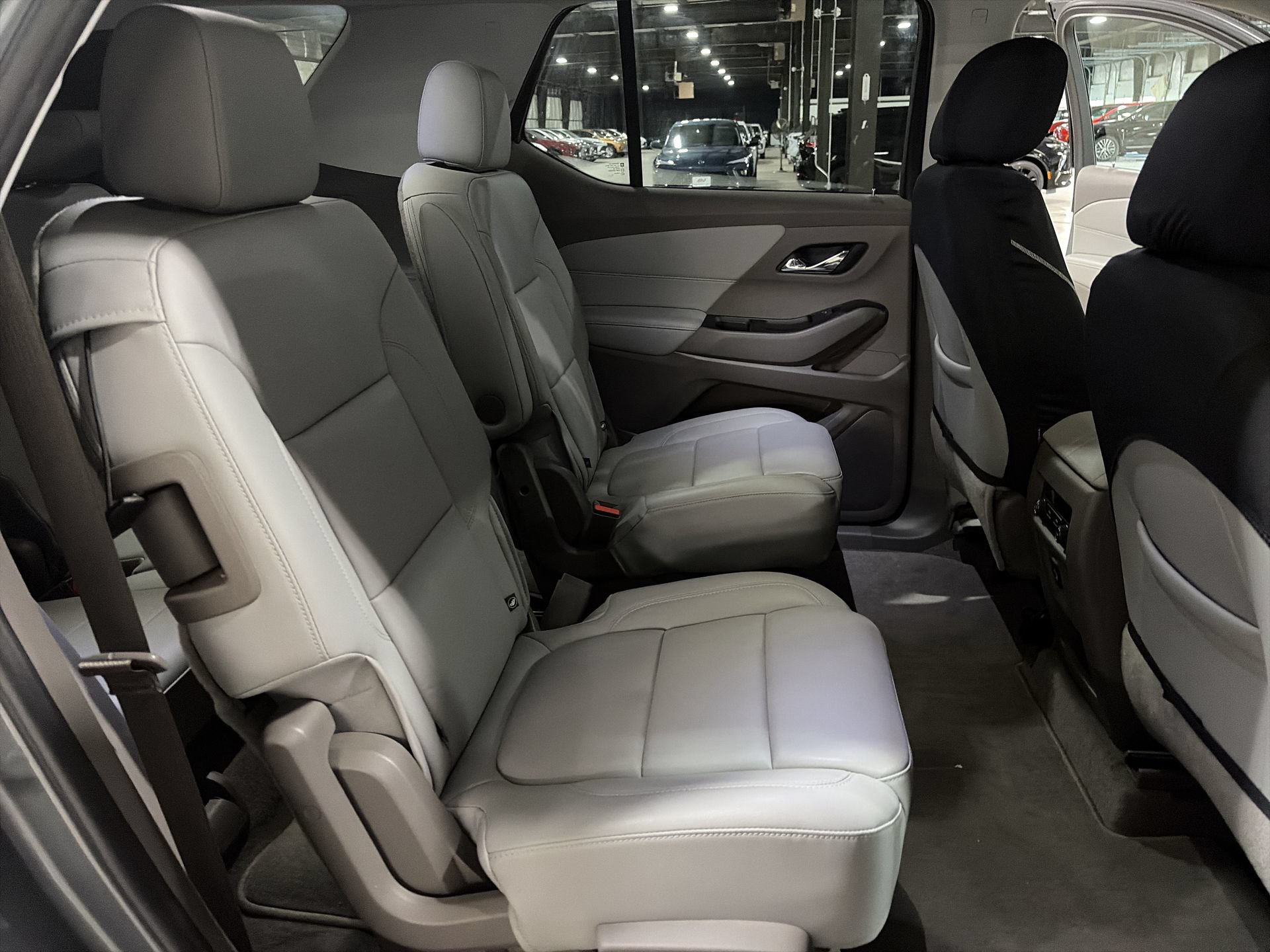 Used 2019 Chevrolet Traverse LT AWD/4WD image 29