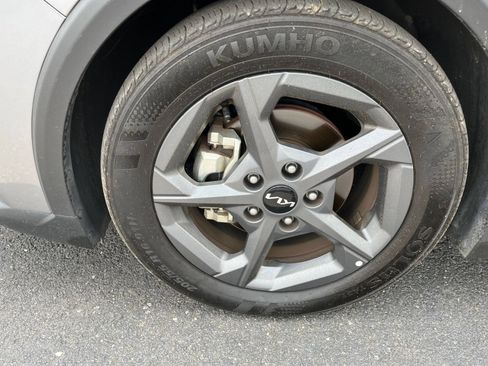 Used 2025 Kia K4 FWD image 29