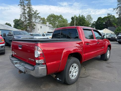 Used 2011 Toyota Tacoma 4x4 Double Cab w/ SR5 Pkg #2 image 5