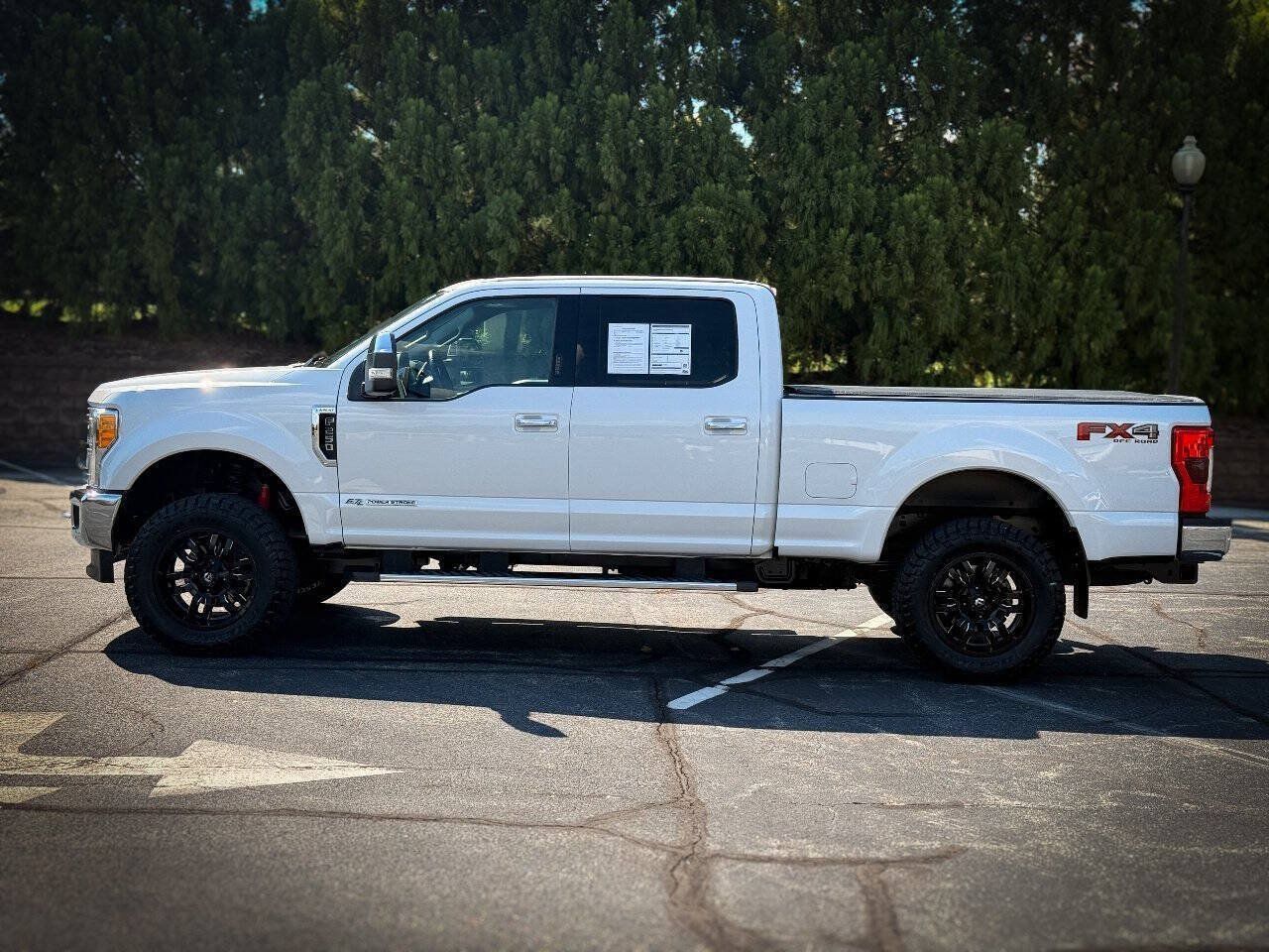 Used 2017 Ford F250 Lariat w/ Chrome Package AWD/4WD image 6
