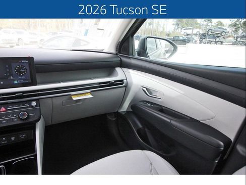 Used 2026 Hyundai Tucson SE FWD image 10