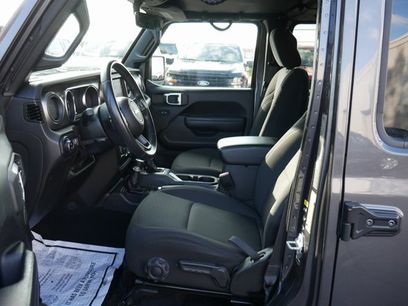 Used 2022 Jeep Gladiator Sport