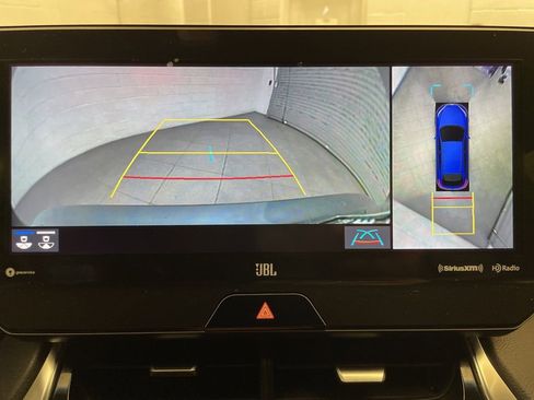 Used 2021 Toyota Venza Limited w/ Advanced Technology Package image 24