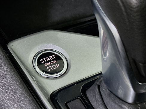 Used 2024 Nissan Altima 2.5 SV FWD image 19