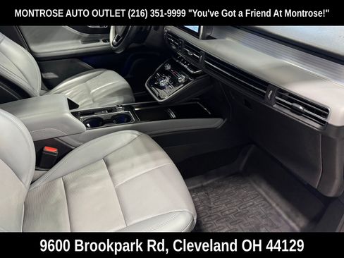 Used 2022 Lincoln Corsair AWD w/ Premium Package image 49