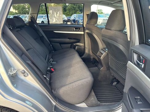 Used 2011 Subaru Outback 2.5i Premium AWD/4WD image 23