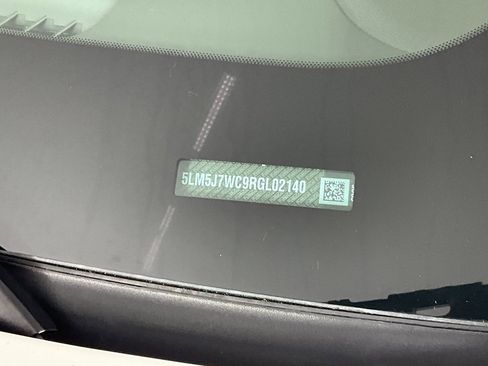 Certified 2024 Lincoln Aviator Reserve w/ Jet Package image 31