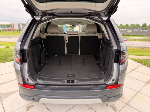 Used 2020 Land Rover Discovery Sport SE AWD/4WD image 34