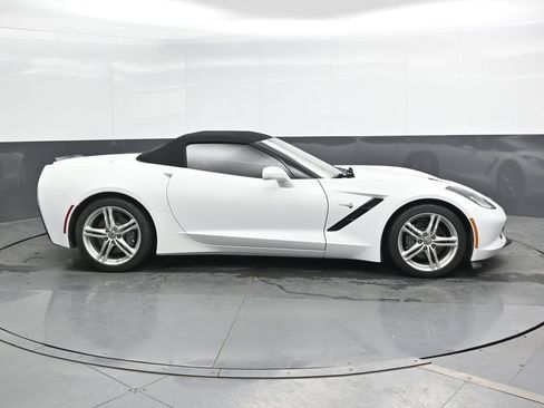 Used 2017 Chevrolet Corvette Stingray Convertible w/ 1LT RWD image 4