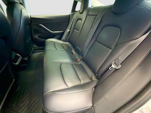 Used 2020 Tesla Model 3 Standard Range Plus image 13