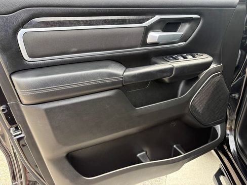 Used 2023 RAM 1500 Big Horn AWD/4WD image 9