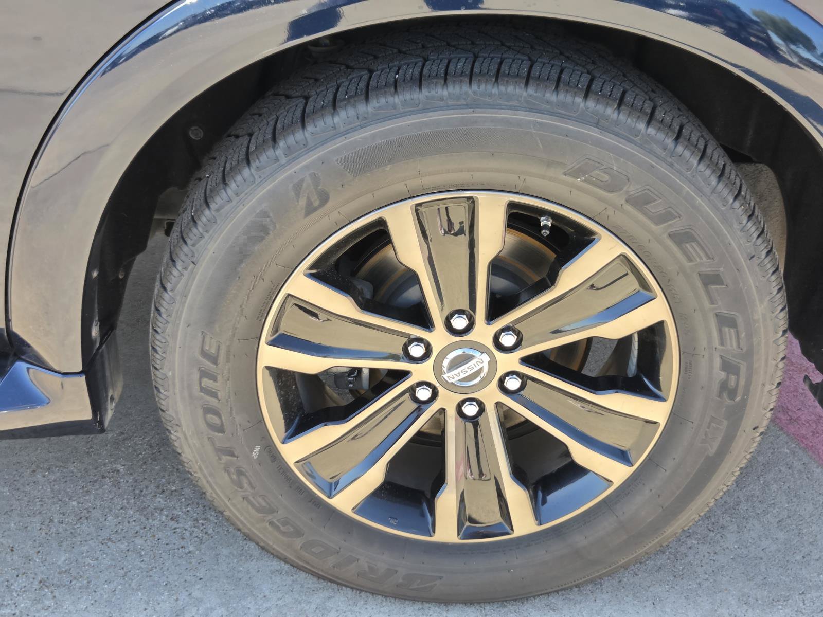 Used 2020 Nissan Armada Platinum w/ Captain's Chairs Package AWD/4WD image 9