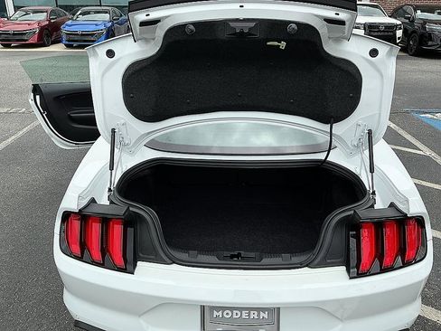 Used 2022 Ford Mustang GT w/ Equipment Group 301A RWD image 23